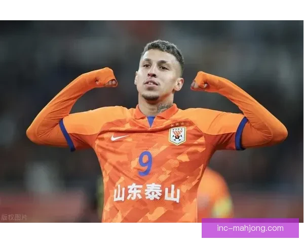 克雷桑亚冠关键时刻屡次救主点燃泰山逆境豪情成就球队晋级希望